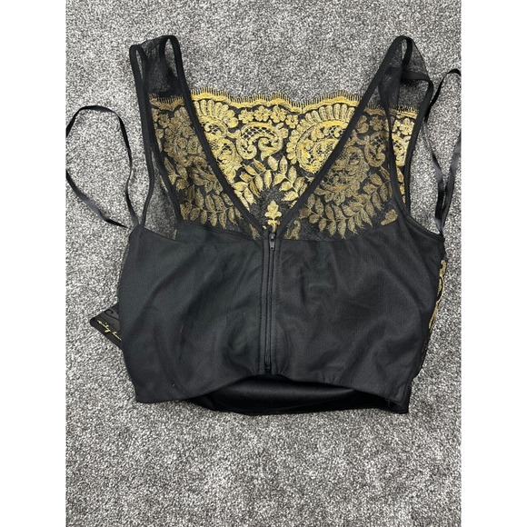 City Triangle Top‎ Womens 5 Mesh Embroidered Sleeveless Crop Top Black &Gold NWT - Picture 11 of 11